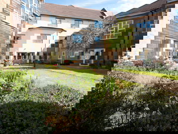 Cambrian Green Court 4
