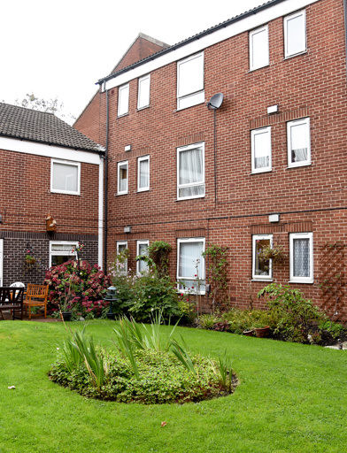 H21 Herbert Buzzard Court 28 