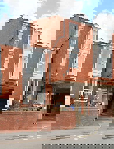 Roland Rutter Court 04 