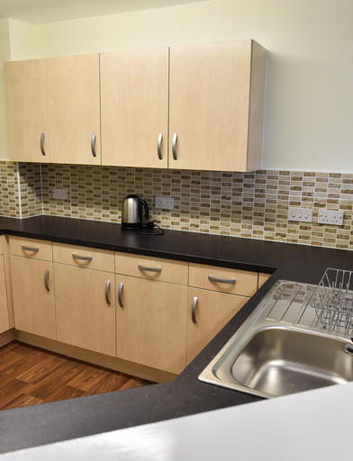 4327 Oakley Gardens 009 