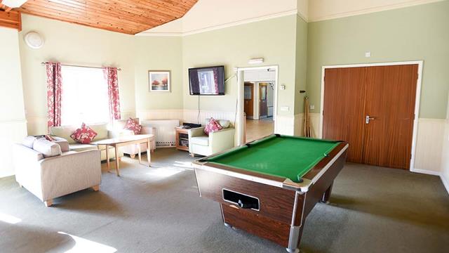 Minden Court 1 Pool Table