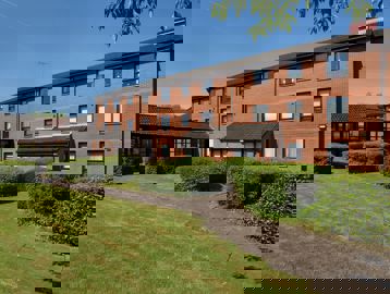 Edward Onyon Court M6 08
