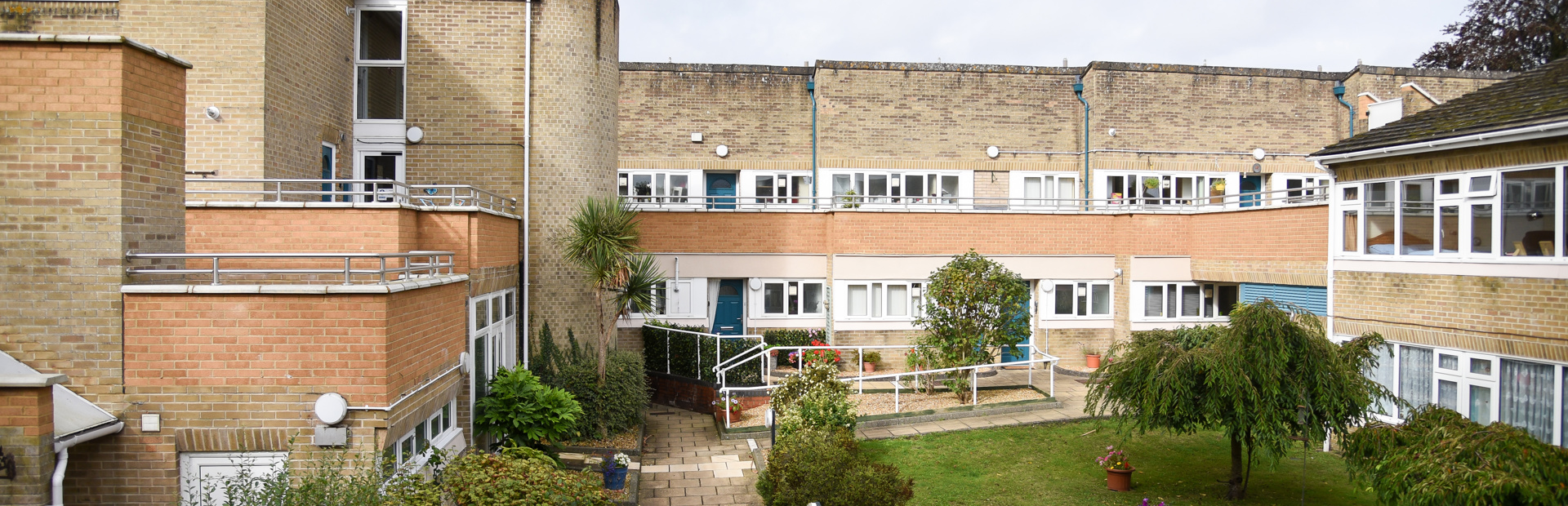 H21 Charles Dalton Court 10