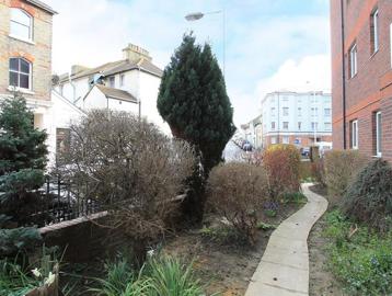 Irene Astor Court 007