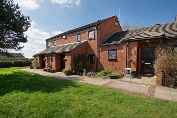 3505 Guy Thornycroft Court 003