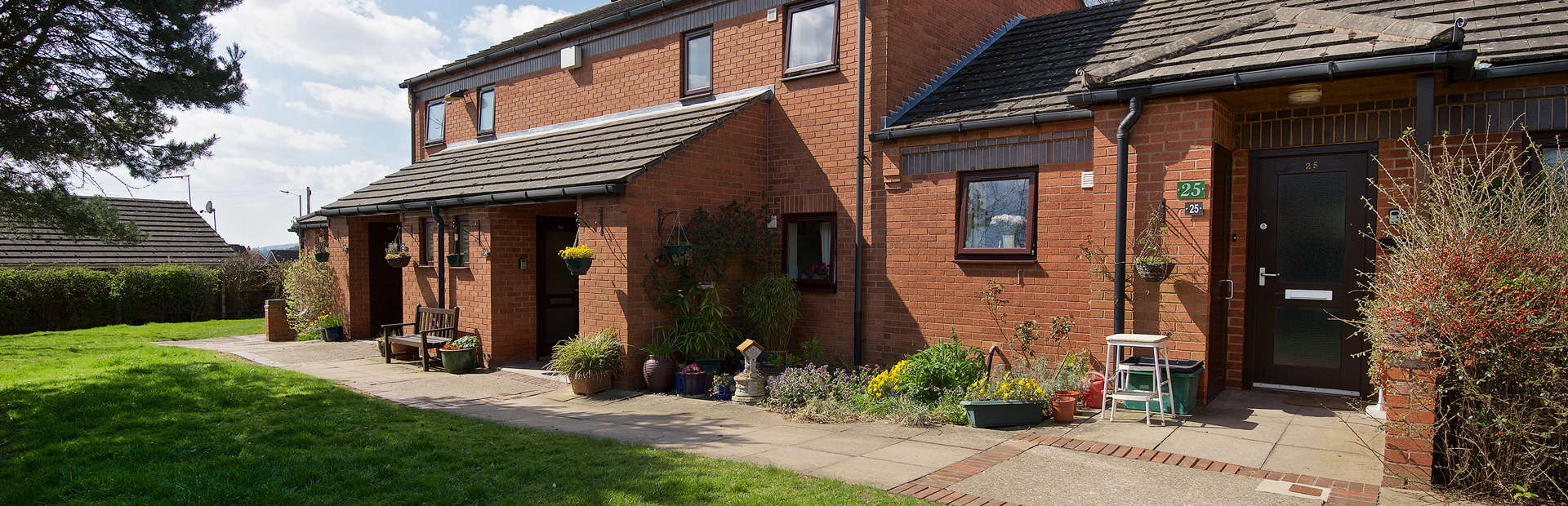 3505 Guy Thornycroft Court 003