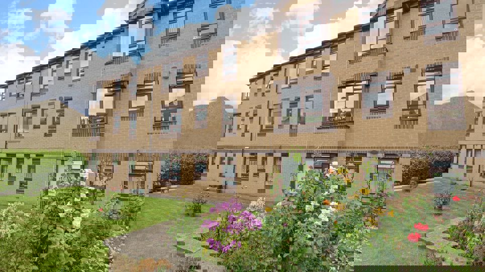 4513 Merlin Court 002