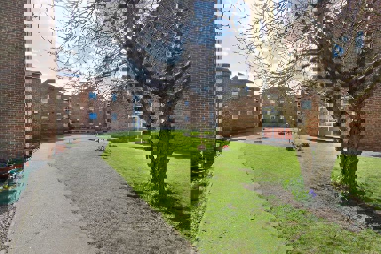 Singlton Court 05