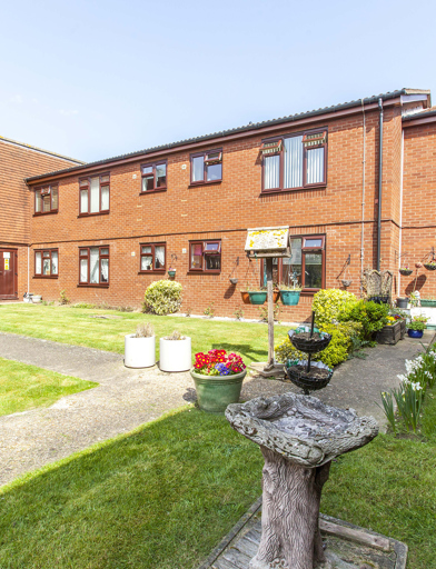 0205 Handley Court 002 