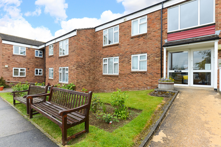 3002 Gloucester Court 006
