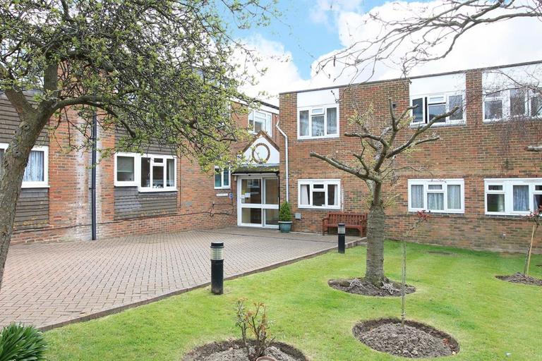 2403 Lord Cornwallis Court 001