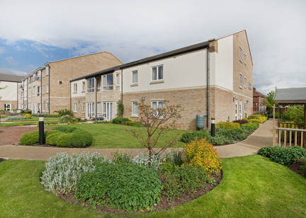 3702 Rokeby Gardens 010