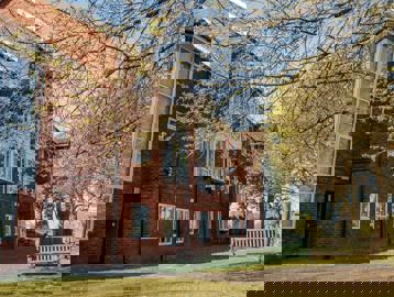 Pine Court 2