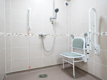 Pegasus Court Accessible Bathroom