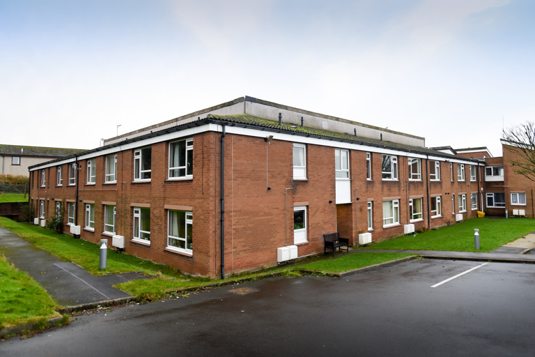 H21 John Gaskell Court 10