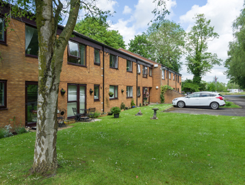 Miller Court External: Building shot with parking