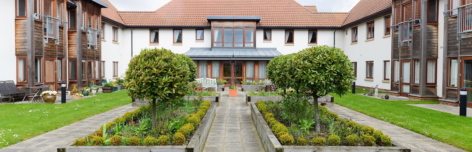 Mere View Court 1