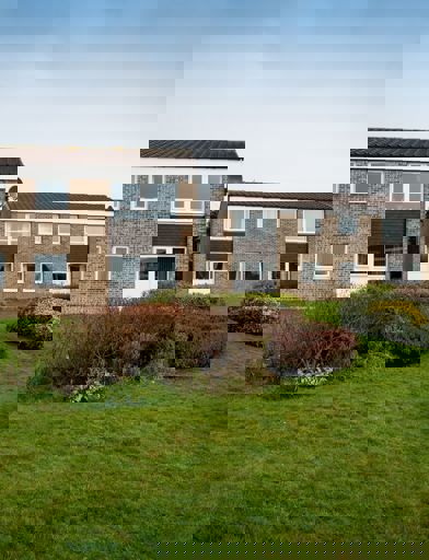 Mowat Court 4 