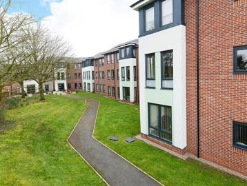 Pathway running alongside the gardens to the side of Lea Court
