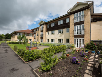 Diamond Court 6