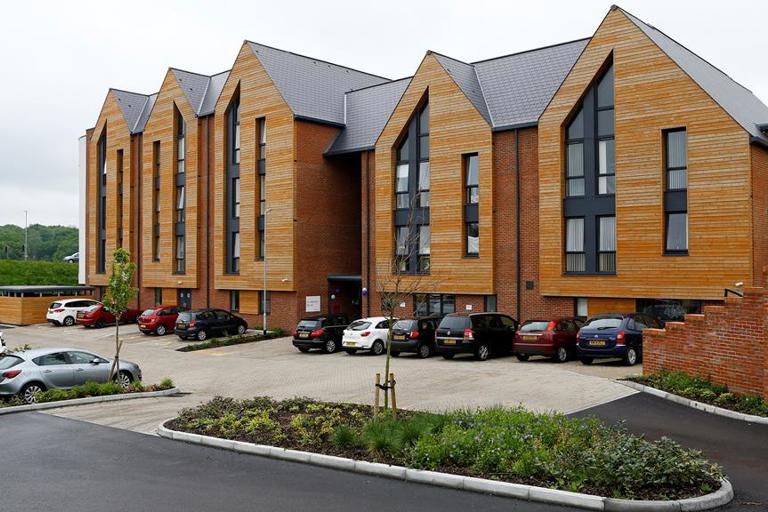 Housingandcare21 10052016Mb074