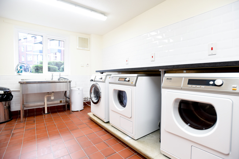 H21 Sarl Williams Court 48