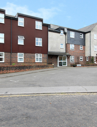 Gordon Roughly Court 002