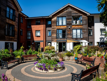 Rohan Gardens outside area