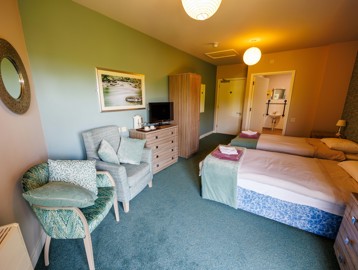 Fully furnished twin bedroom at Green Lane View