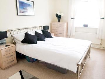 Dennis Sneezum Court Double Bedroom