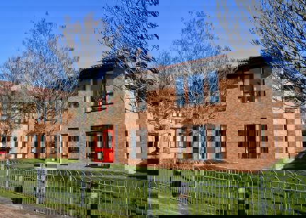 Priory Court 9
