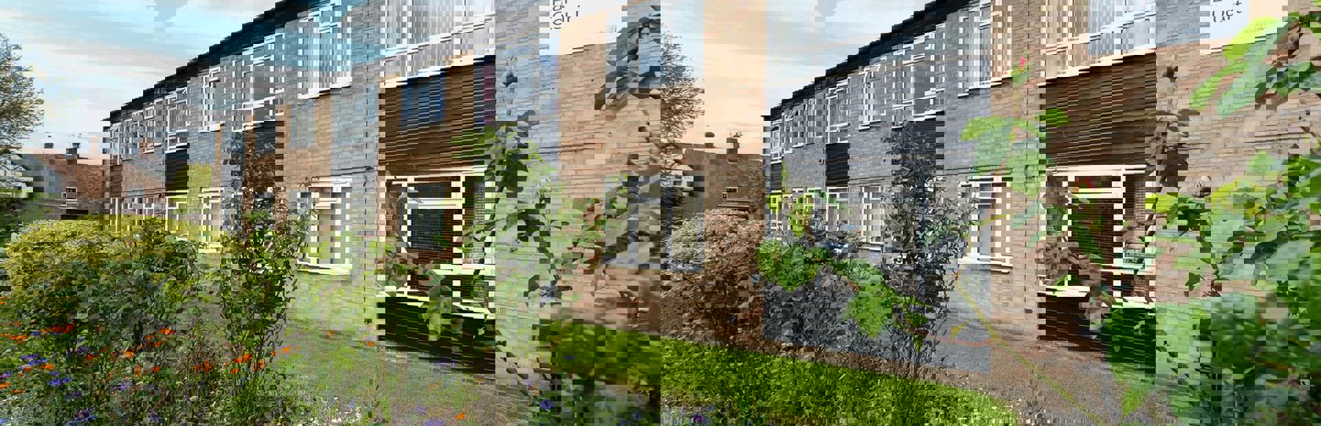 Earl Spenser Court 0081