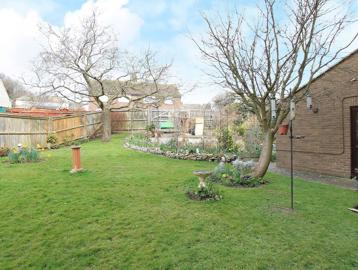 2434 Fitz Walter Court 003