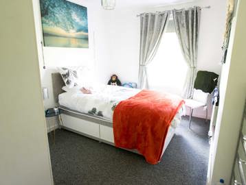 Middleton Court Single Bedroom