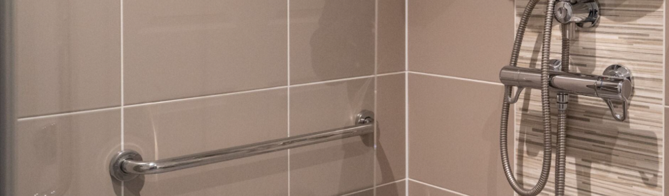 The grab rail in a shower 