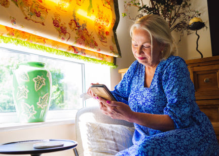 Resident scrolling on a mobile phone