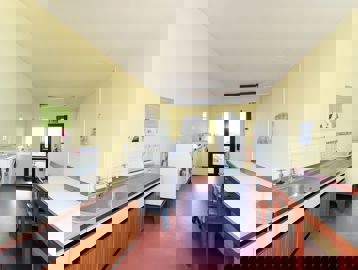 Ellis Gordon Court 012