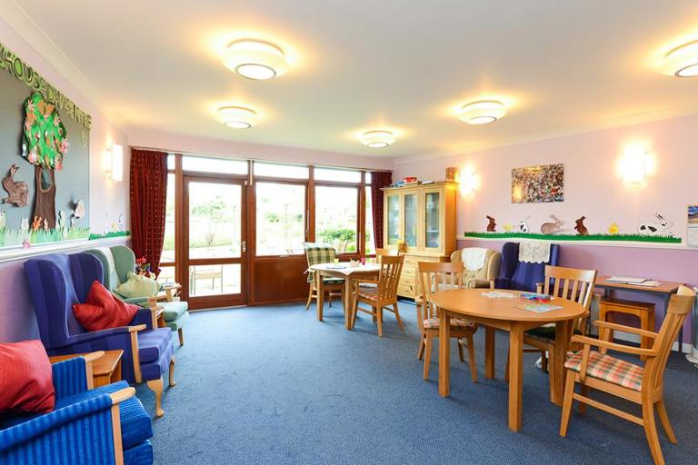 3926 Oak House 011