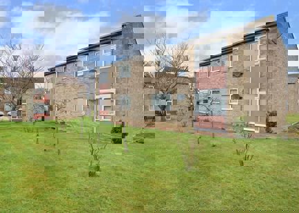 Normanby Court 08