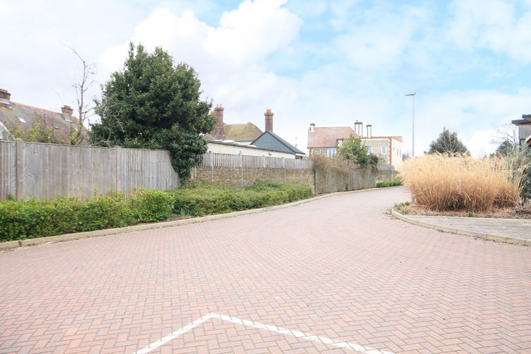 George Culmer Court 3
