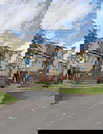 Saxon Court 7 