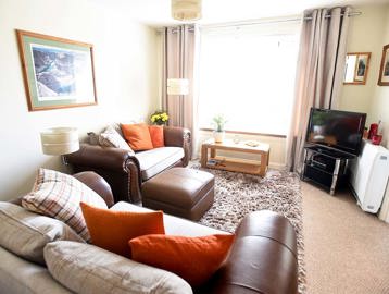 Bennett Court Apartment Living Room