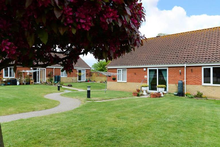 3924 Carlton Colville Court 003