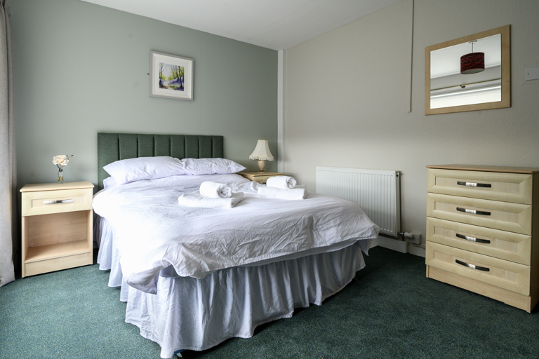Double bed in guest room