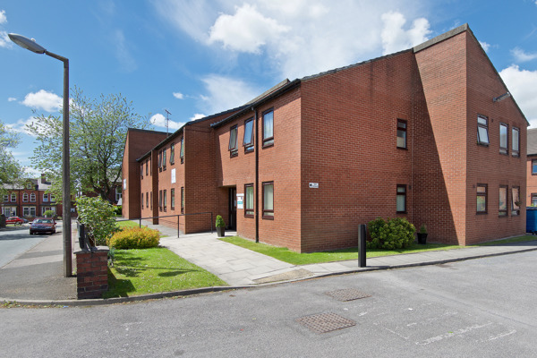 1813 Harry Whitehead Court 007
