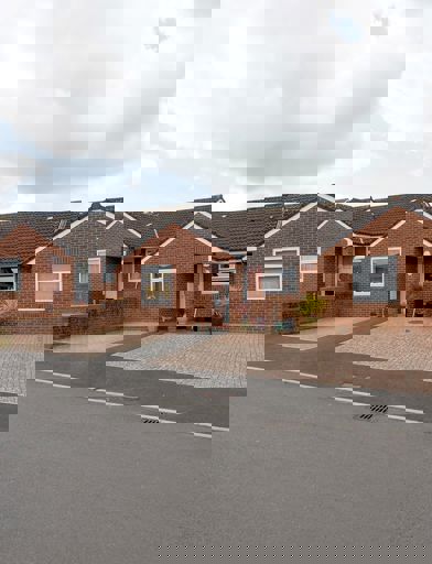 3611 Southcombe Court 001 