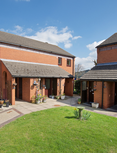Guy Thornycroft Court 007