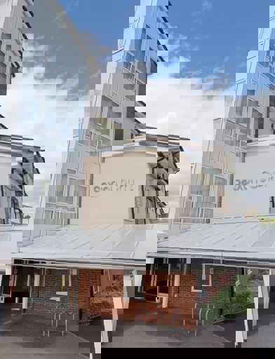Saxon Court 6 