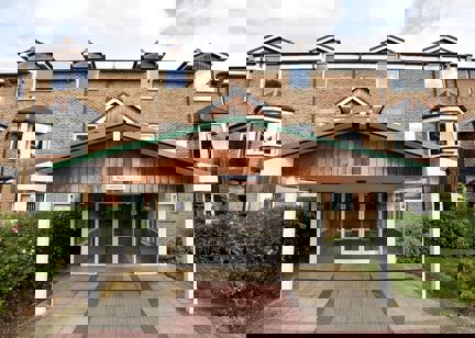 Cedar Court 7