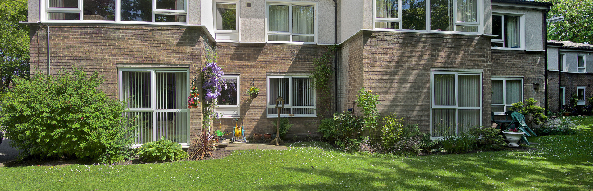 2505 Bretherton Court 006